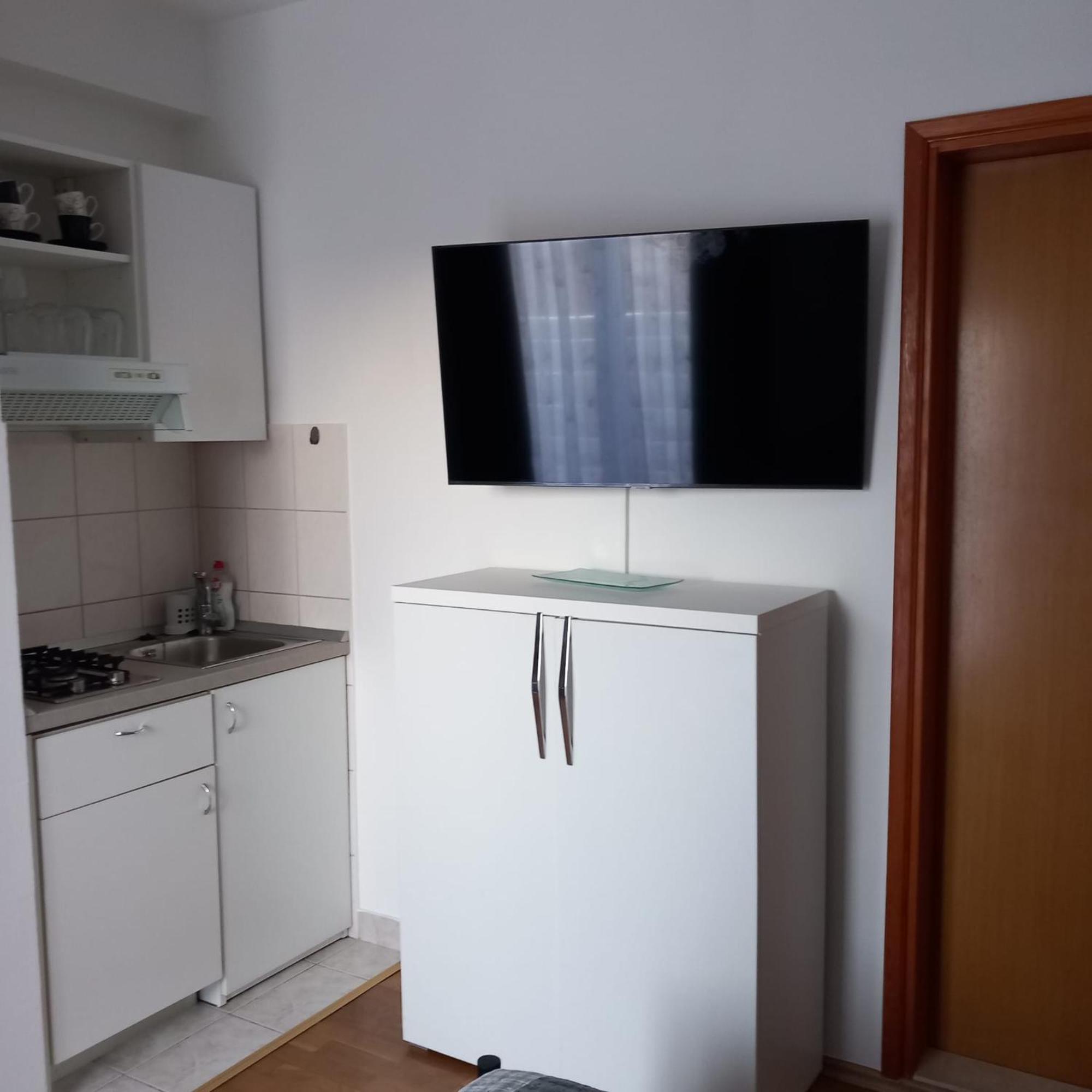Anita Apartment *